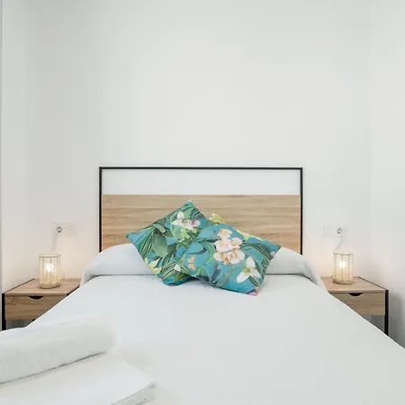 Apartment Cervantes Homes No3 *