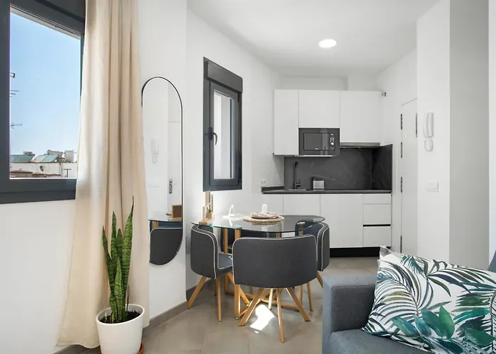 Cervantes Homes No3 *